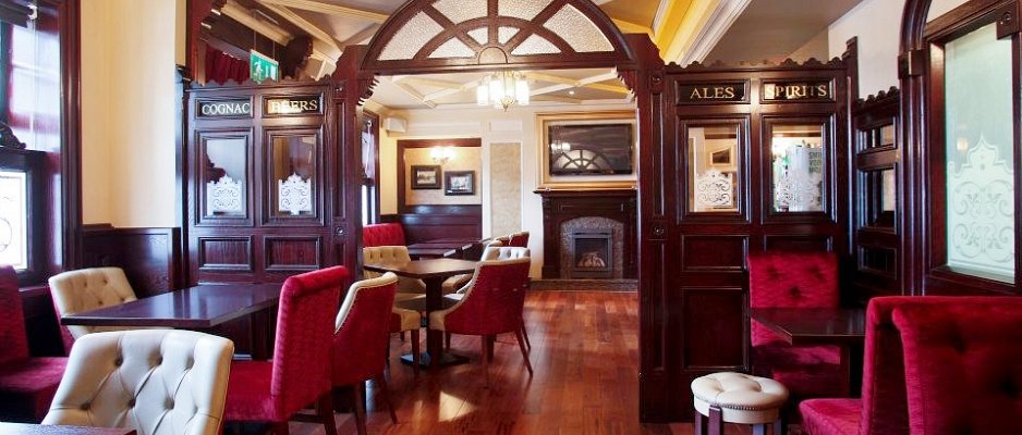 The Front Bar @ The Carraig Hotel,Carrick-on-Suir